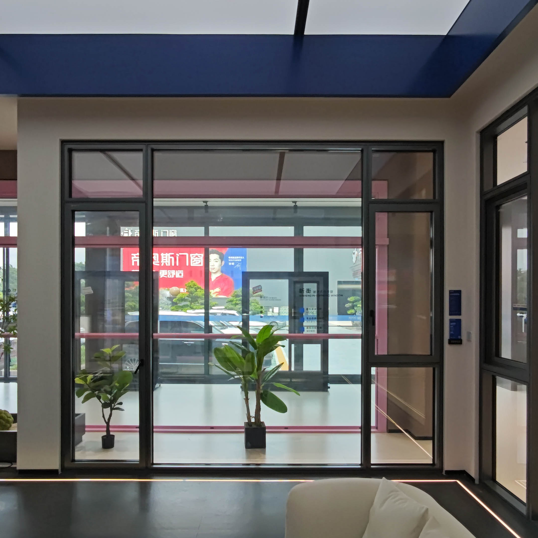 Deioux Hurricane Modern Swing Double Glaze Aluminum Composite Clad Aluminum Alloy Frame Louver Casement Windows for Bedroom