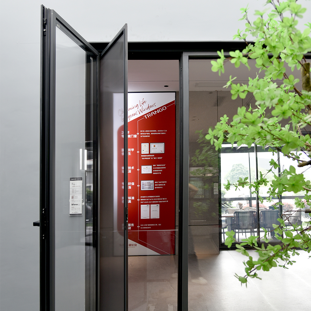 Thermal Break Tilt Turn Aluminum Windows With Double Glazed Glass, Aluminium Window Inward Opening For Houses Soundproof