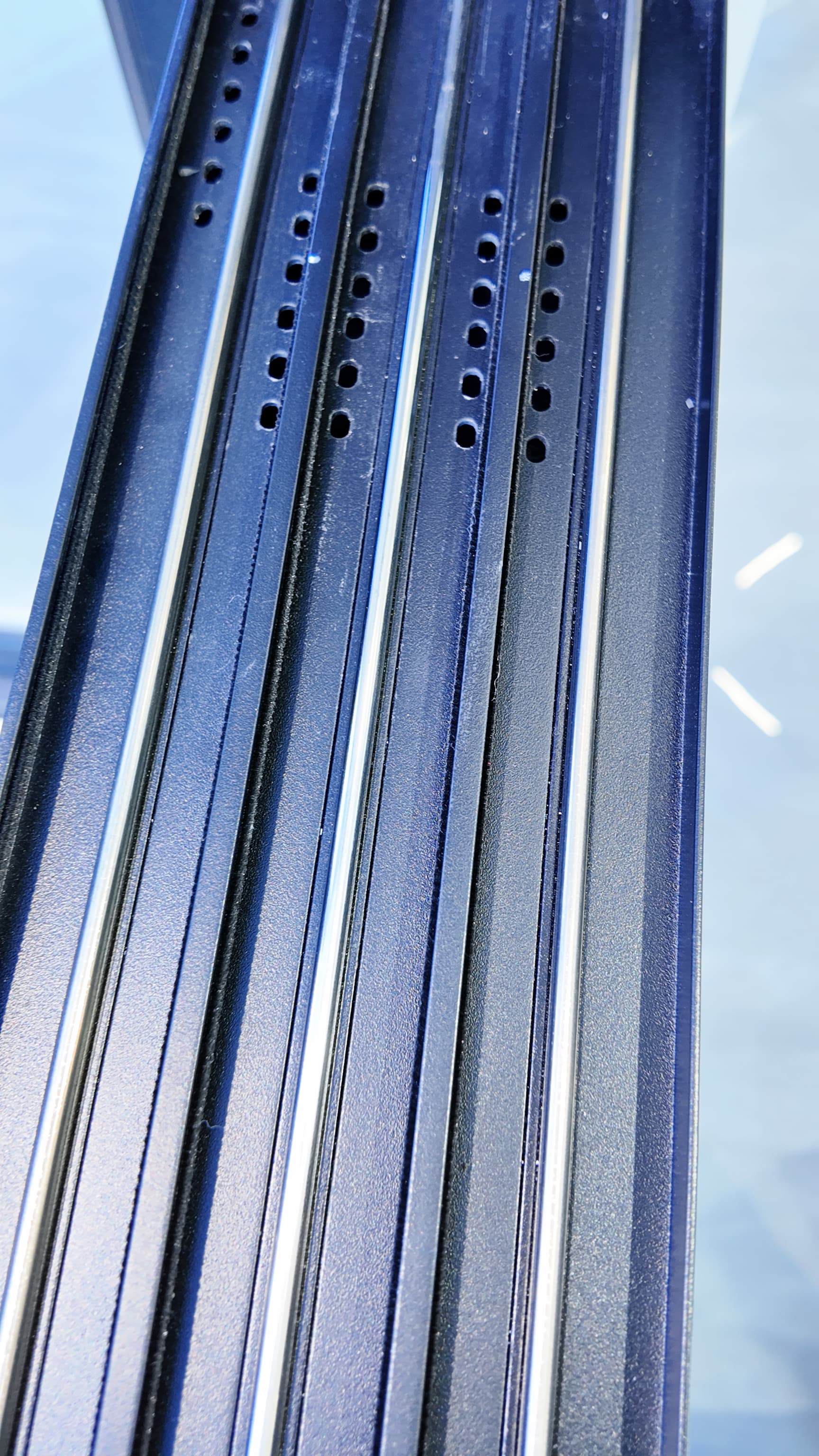 Low Price, High-quality Modern Style Thermal Insulation Commercial Aluminum Sliding windows and Doors Suitable for Hotel windows