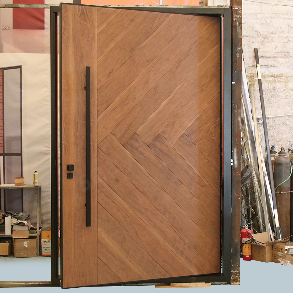 Pivot door style structure