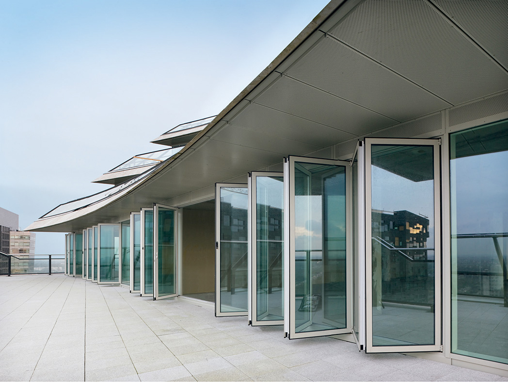Aluminium Bi Fold Smart System Bi Fold Doors Commercial Concertina Folding Door Design