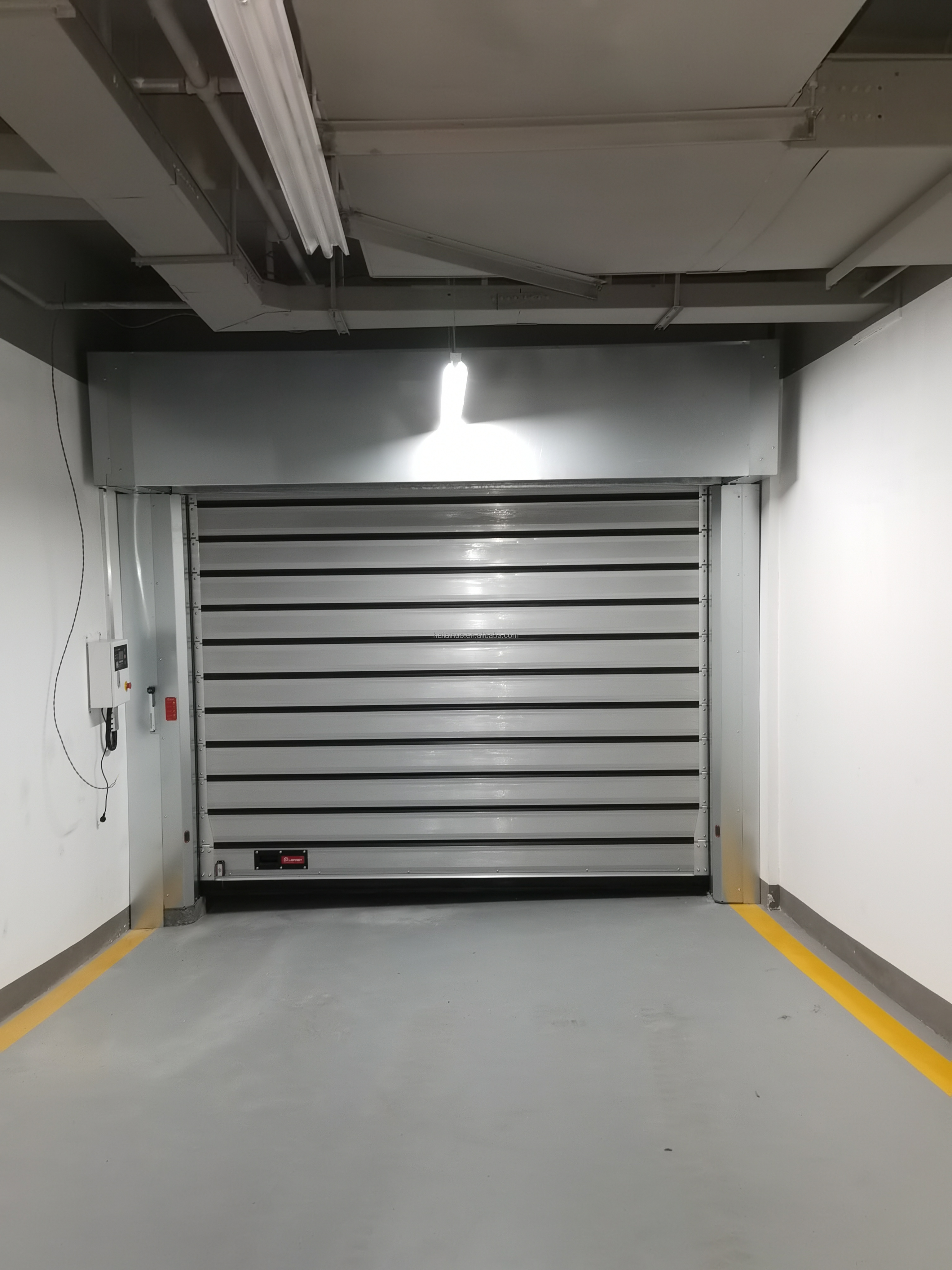 Hardened Aluminum Section Rapid Roll up Door, Durable and Low Maintenance Solution for Various Severe Industrial Applications