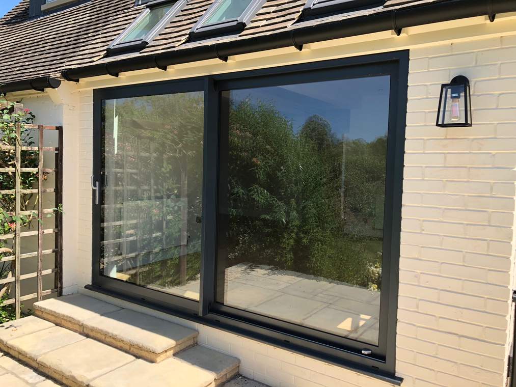 Modern White Aluminium Slide Triple Glass Pocket Door System Latest Design Exterior Balcony Sliding Glass Finished Surface