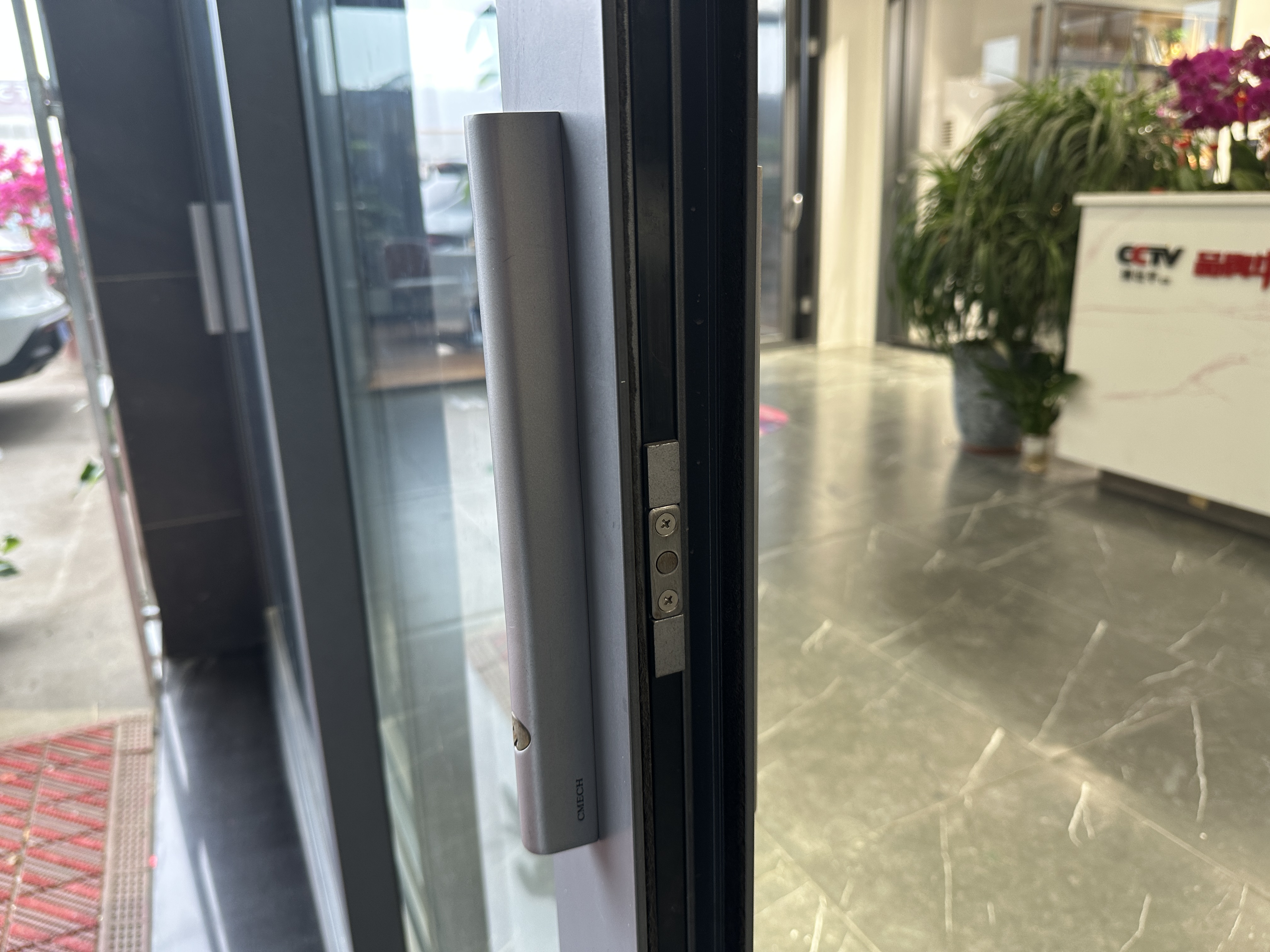 Commercial Modern Design Shop Villa Patio Tempered Glass Aluminum Alloy Sliding Door