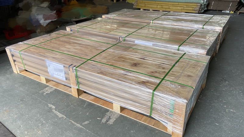 Customized CR L Aluminum Shower Room Glass Door Deluxe Shower Enclosure Header