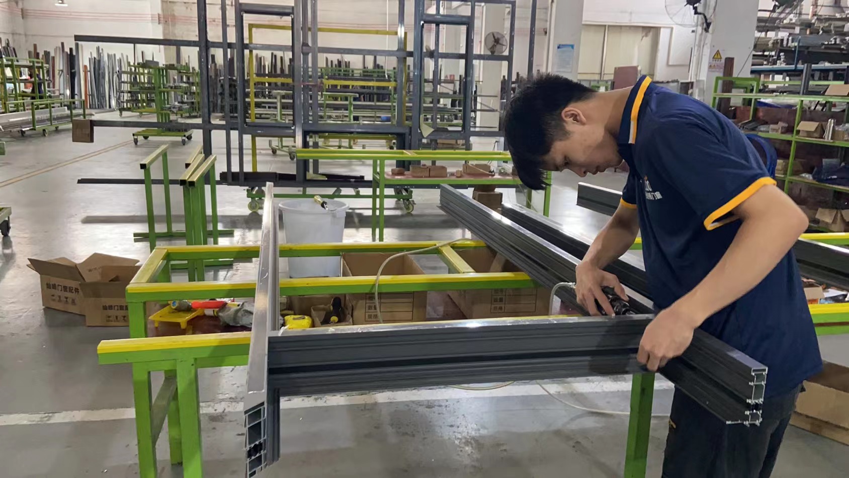 Profile assembling