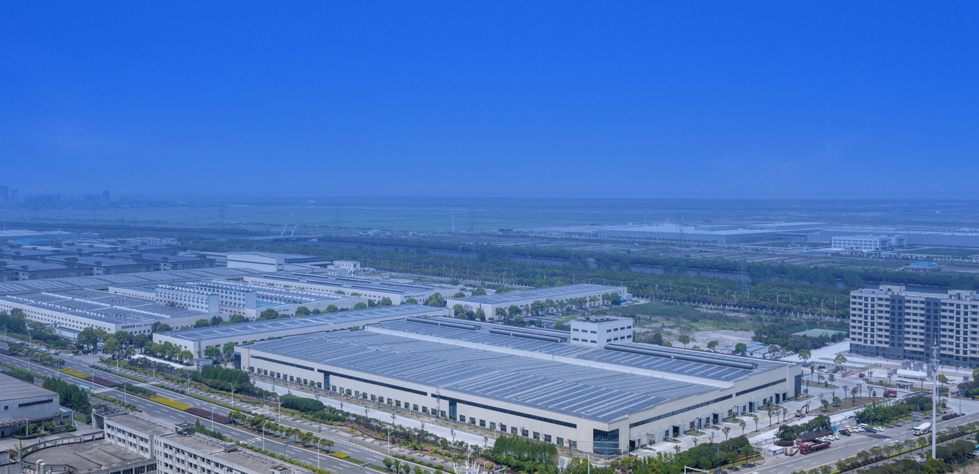 Guangdong Dejiyoupin Doors and Windows manufacturing facility