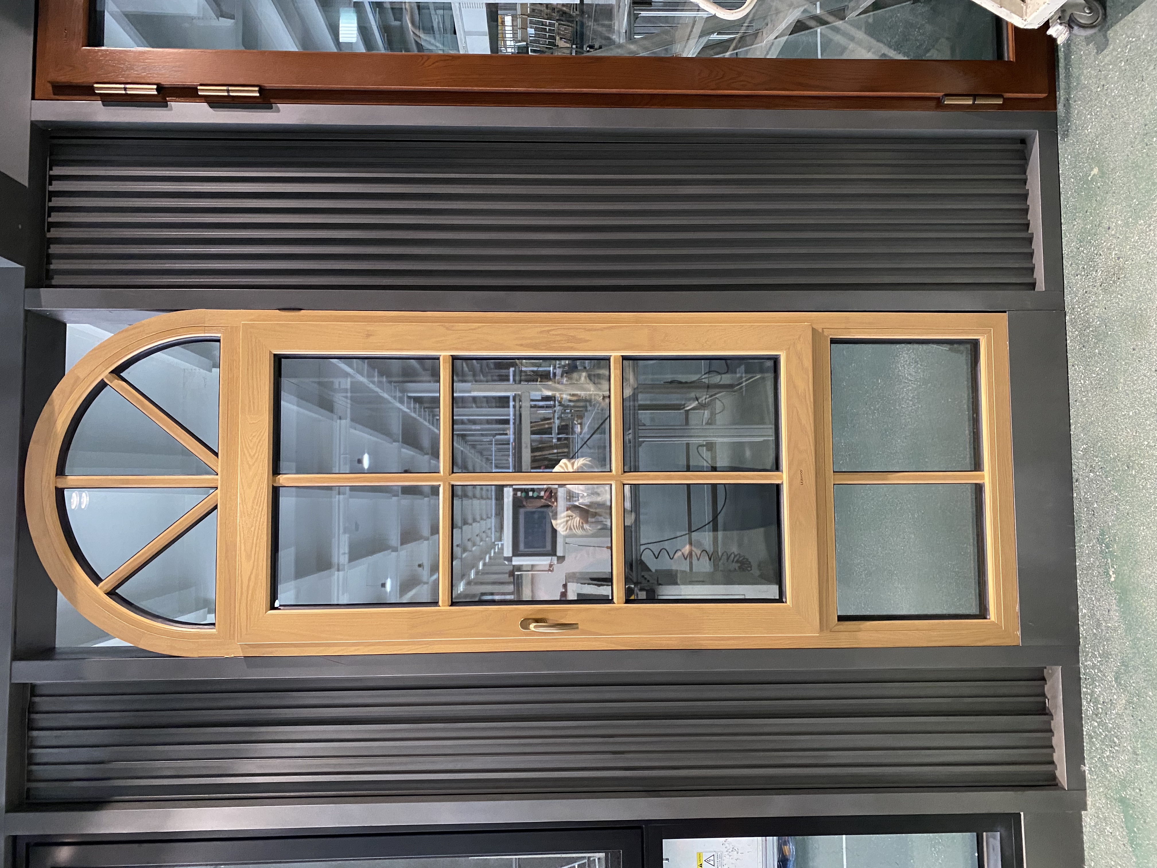 Custom Swing Soundproof Tilt Turn Solid Wood Aluminum Composite Timber Windows Tempered Glass for Villa Hotel Church
